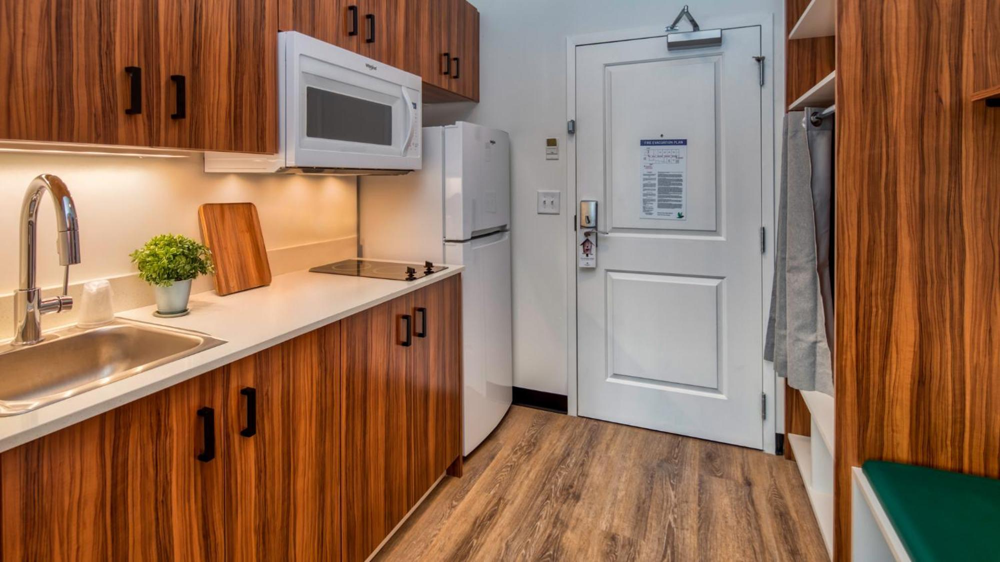 Uptown Suites Extended Stay Tampa Fl - Riverview Exteriör bild